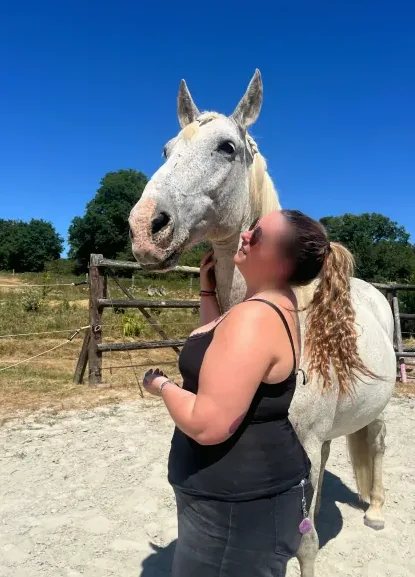 Emilia, 23