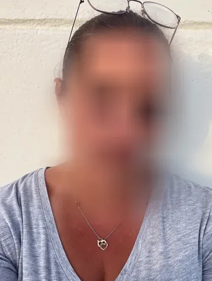 Lea, 33
