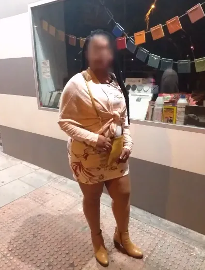 Leyla, 25