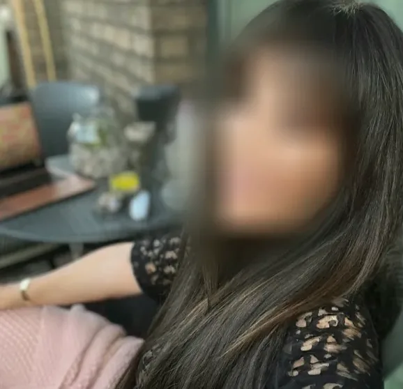 Marianne, 24