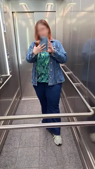 Nour, 40
